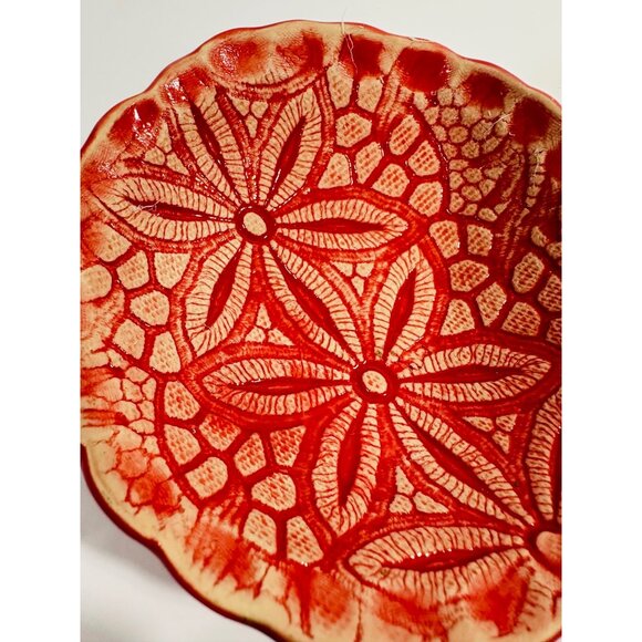 Handcrafted Red Floral Ceramic Bowl Textured Lace / Floral Design Decorative - Picture 6 of 9